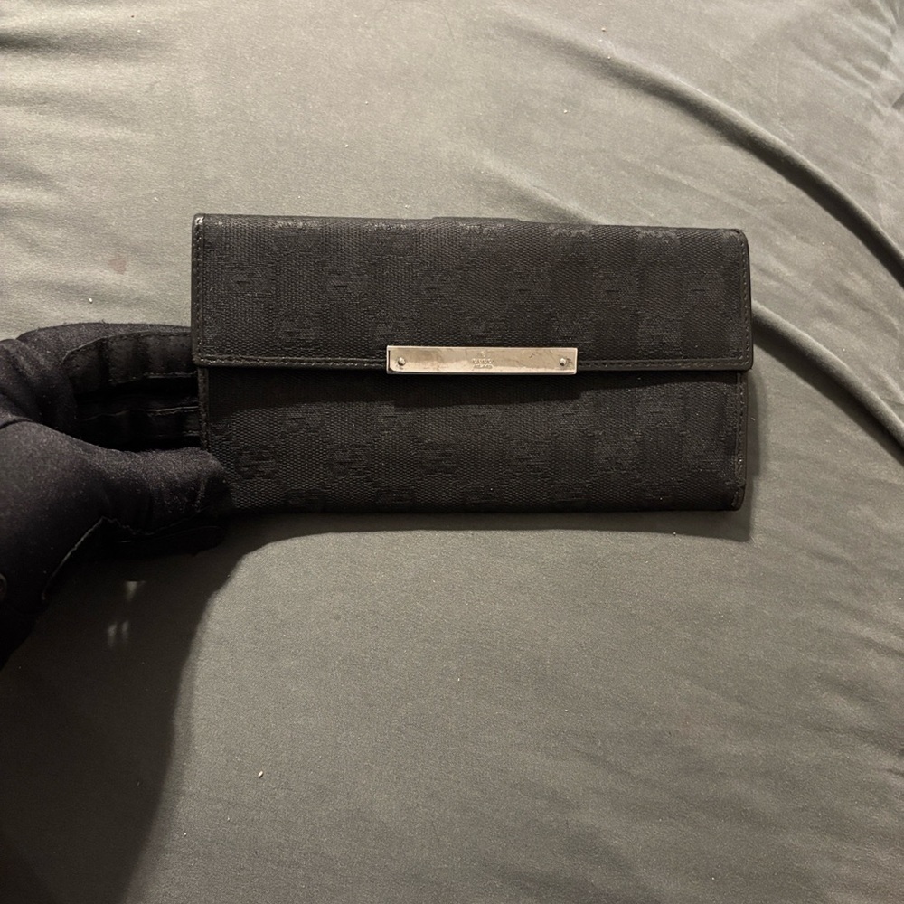Gucci Black Monogram Wallet with Silver Bar EUC